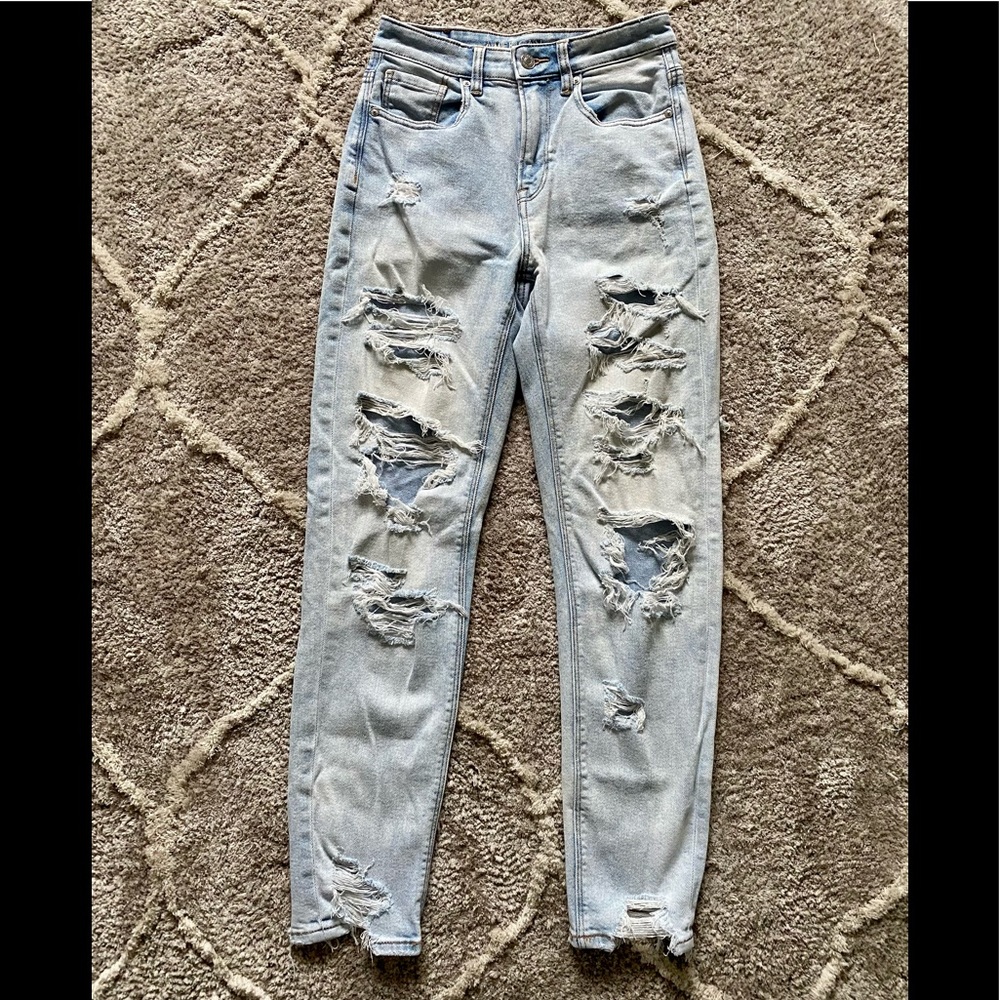 American Eagle Ripped Stretchy Mom Jeans